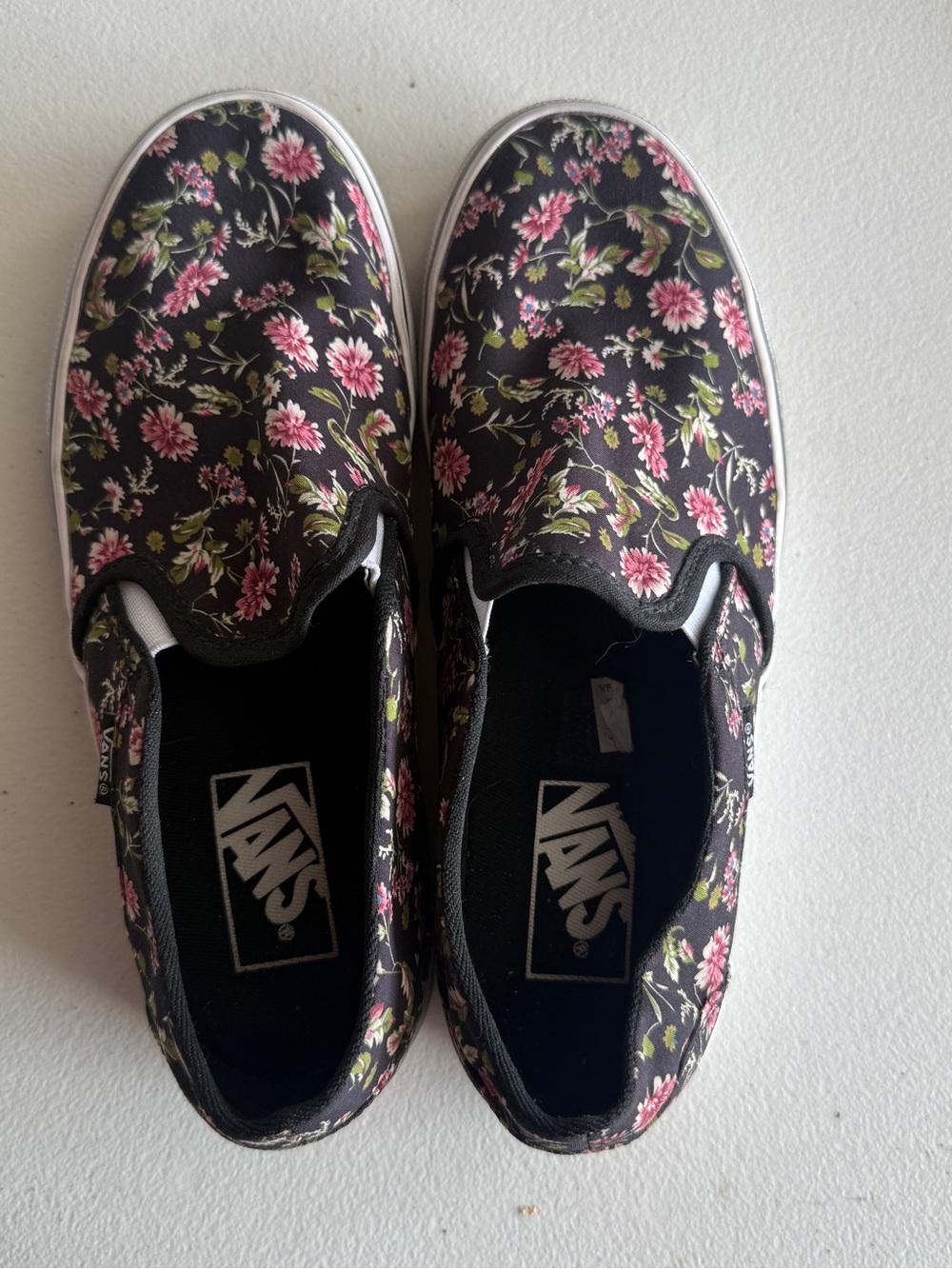 Vans Asher Dark Floral Slip-On Sneakers in Black Pink Floral Print Womens 7.5